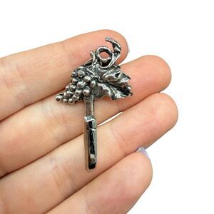 RAWCLIFFE Grape Vine Pewter Pin Silver Tone With Hook 2001 Lapel